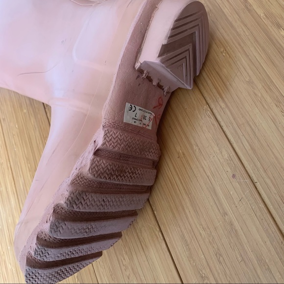 Hunter Boots Made in Scotland Light Pink Wellington Rain Boots - Picture 10 of 12